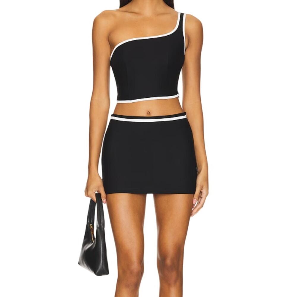 ALL THE WAYS Kendall Skirt Set in Black, Size L